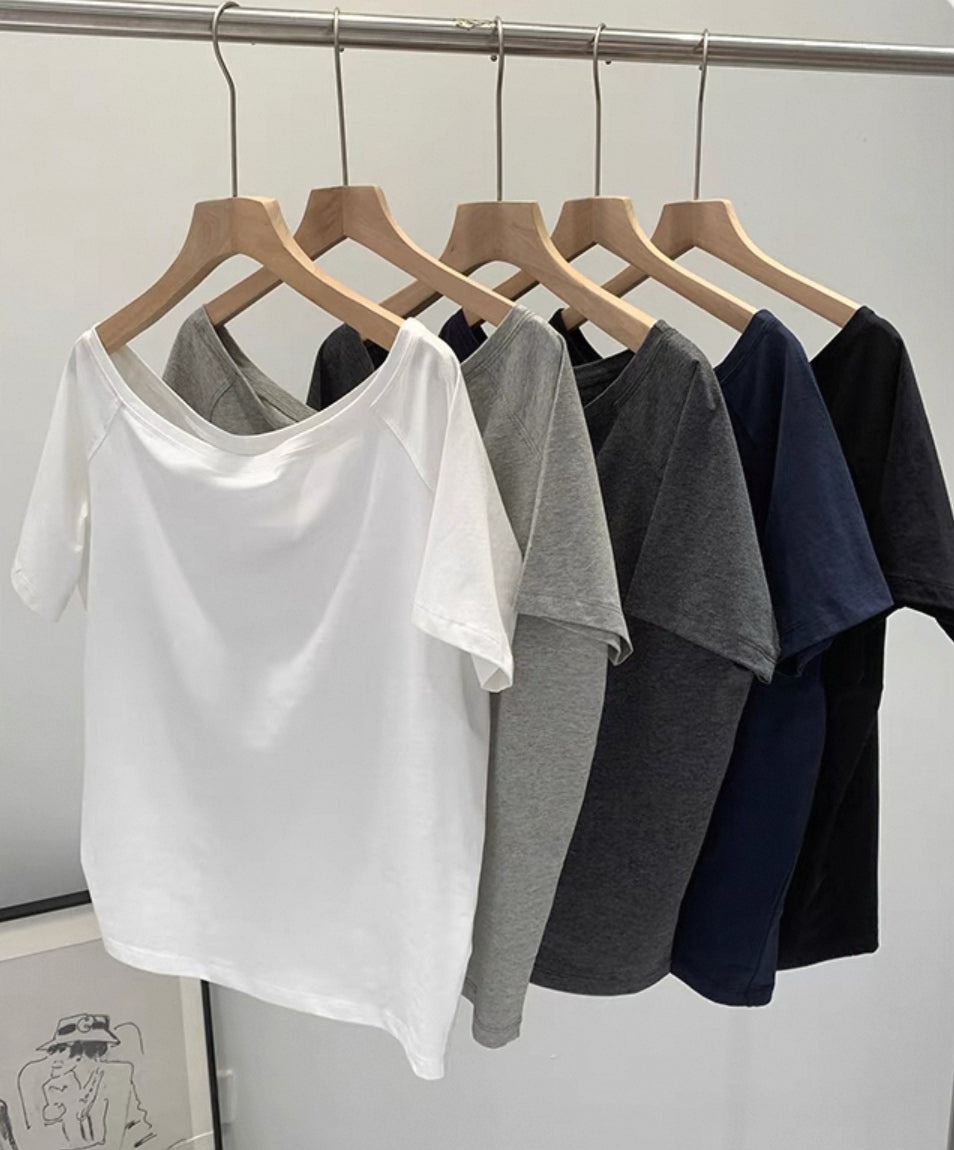 ワンショルダーTシャツ